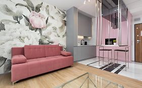 Premium Apartments Business Center By Renters Prestige